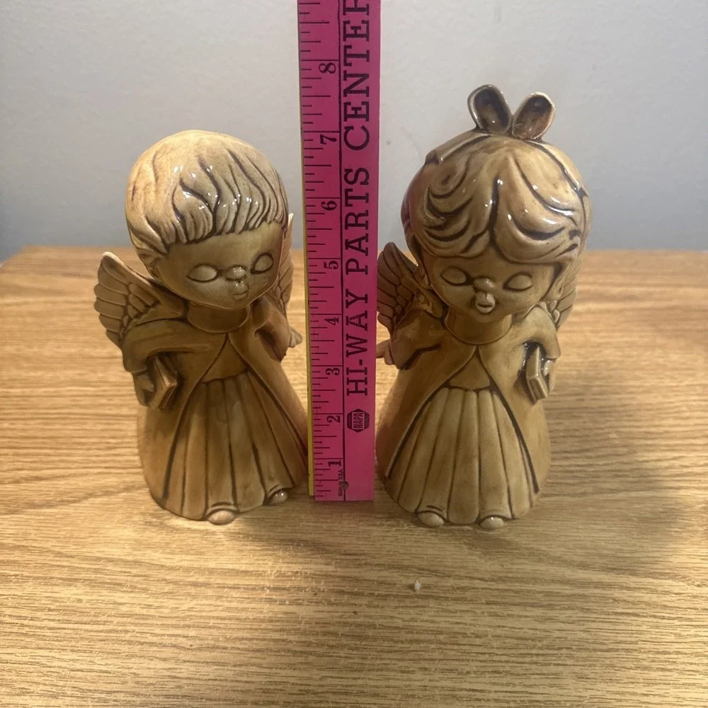 VTG 2 Kissing Boy & Girl Angels Glazed Ceramic Handcrafted Figurine Decor Whimsy